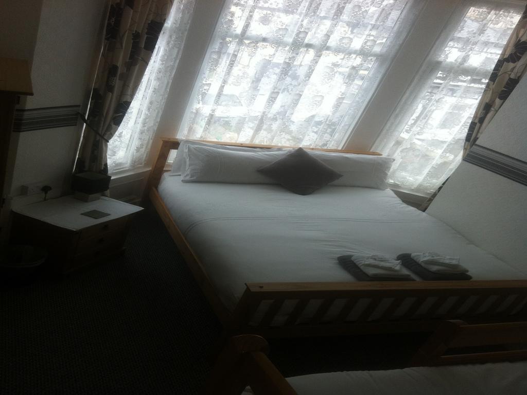 Deneside Guest House Blackpool Room photo